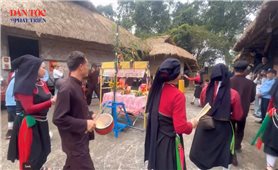 Vang nhịp xuống đồng của người Cao Lan