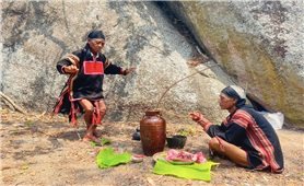 Gia Lai: Chuẩn bị tổ chức Lễ cầu mưa của Yang Pơtao Apui trên núi thần Chư Tao Yang