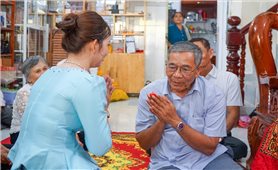 Đồng bào Khmer gìn giữ “cội nguồn” trong Tết Chôl Chnăm Thmây