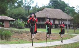 Khôi phục trò chơi dân gian, tạo sức hút cho du lịch