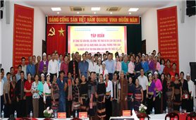 Nâng cao năng lực cán bộ văn hóa cơ sở vùng DTTS