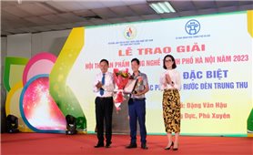 Bộ sản phẩm “Rước đèn Trung thu” đạt giải Đặc biệt Hội thi sản phẩm làng nghề TP. Hà Nội