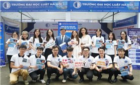 Đại học Luật Hà Nội tham gia ngày hội tư vấn tuyển sinh- hướng nghiệp