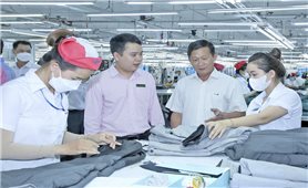 Hỗ trợ khẩn cấp kịp thời sau lũ - Ngân hàng CSXH giảm lãi suất nhiều chương trình vay