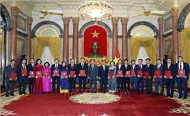 Khẳng định và nâng cao vị thế Việt Nam trên trường quốc tế