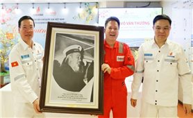 Chủ tịch nước Võ Văn Thưởng thăm, làm việc, chúc Tết tại các đơn vị thuộc Tập đoàn Dầu khí Việt Nam