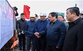 Thủ tướng kiểm tra tiến độ dự án đường dây 500 kV đặc biệt quan trọng với an ninh năng lượng quốc gia