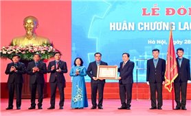 Công đoàn Việt Nam gắn bó máu thịt, hết lòng phấn đấu vì quyền lợi giai cấp công nhân