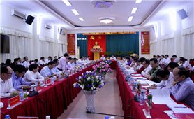 Bộ trưởng, Chủ nhiệm Đỗ Văn Chiến tháp tùng Tổng Bí Thư Nguyễn Phú Trọng thăm và làm việc tại Nghệ An