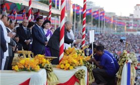 Campuchia tưng bừng tổ chức lễ hội Óc Om Bóc
