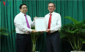 Ông Lữ Văn Hùng chính thức đảm nhiệm chức Bí thư Tỉnh ủy Hậu Giang