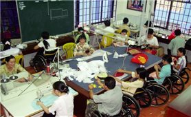Tạo việc làm cho người khuyết tật: Cần sự quan tâm của toàn xã hội