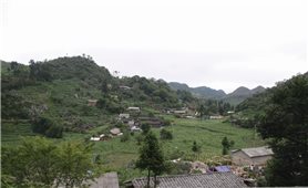 Xây dựng nhà văn hóa tại vùng cao núi đá Hà Giang: “Một mặt bằng bằng năm căn nhà”