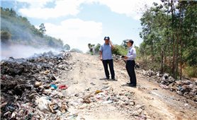 Bãi rác tập trung gây ô nhiễm khu dân cư