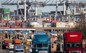 Mỹ chính thức áp thuế 25% lên nhiều mặt hàng nhập khẩu từ Trung Quốc