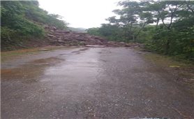 Thanh Hóa: Huyện Mường Lát bị cô lập do mưa lũ