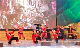 Tưng bừng Ngày hội Văn hóa, Thể thao và Du lịch các dân tộc vùng Đông Bắc năm 2018