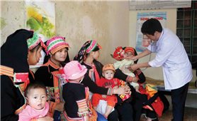 Ngành y tế huyện Phong Thổ: Cải thiện chất lượng khám chữa bệnh từ tuyến cơ sở
