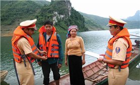 Lai Châu: Nâng cao nhận thức cho người dân khi tham gia giao thông đường thủy