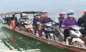 Tiềm ẩn nguy cơ mất an toàn giao thông đường thủy trên lòng hồ thủy điện Sơn La