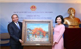 Thủ tướng gặp mặt cộng đồng người Việt Nam tại Thụy Điển