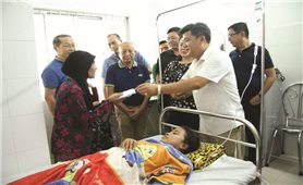 Bệnh nhân Campuchia được bác sĩ Việt Nam cứu sống tiếp tục cần sự giúp đỡ