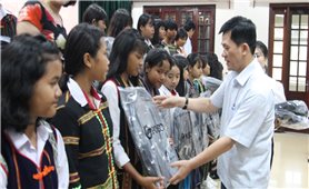 Ủy ban Dân tộc: Gặp mặt Đoàn học sinh Trường Phổ thông DTNT- THCS huyện Bảo Lâm tỉnh Lâm Đồng