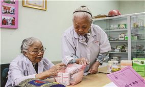 Phòng khám từ thiện của những thầy thuốc tuổi “thất thập”