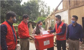 Trung ương Hội Chữ thập đỏ hỗ trợ hơn 400 triệu đồng cho Lào Cai