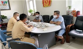 Bắt khẩn cấp 10 người Trung Quốc nhập cảnh trái phép vào Việt Nam