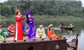 Trình diễn Đờn ca tài tử và ẩm thực dân gian Nam bộ tại Hà Nội