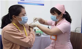 Sức khoẻ các tình nguyện viên tiêm thử nghiệm vaccine COVID-19 ổn định