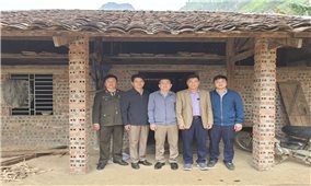 Kiểm tra việc hỗ trợ xây dựng nhà ở cho hộ nghèo tại huyện Hà Quảng