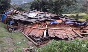 97 ngôi nhà ở Lai Châu bị sập và tốc mái do dông lốc