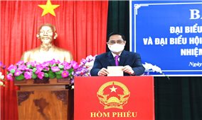 Thủ tướng Phạm Minh Chính bỏ phiếu bầu cử tại TP. Cần Thơ