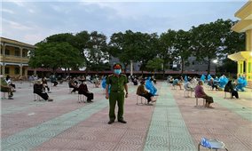 Phát hiện hơn 300 công nhân ở Bắc Giang dương tính với SARS-CoV-2, Bộ Y tế họp khẩn