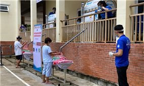 TP. Hồ Chí Minh: Nhiều ATM gạo miễn phí hỗ trợ người dân