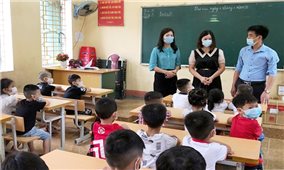 Yên Bái: Học sinh, sinh viên tựu trường bắt đầu năm học mới