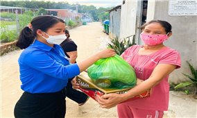 Tuổi trẻ Bình Phước gửi 900 túi quà an sinh đến vùng dịch