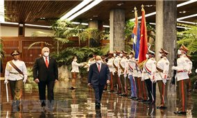 Chủ tịch nhà nước Cuba chủ trì Lễ đón Chủ tịch nước Nguyễn Xuân Phúc