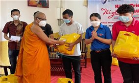 Cần Thơ: Hỗ trợ học sinh, sinh viên dân tộc Khmer gặp khó khăn do dịch bệnh Covid-19