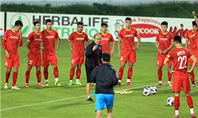 Đội tuyển Việt Nam đấu Nhật Bản: Tự tin trước giờ bóng lăn