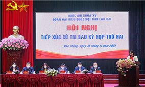 Đồng chí Trần Cẩm Tú tiếp xúc cử tri tại huyện Bảo Thắng, Lào Cai