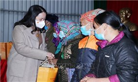 Phó Chủ tịch nước Võ Thị Ánh Xuân thăm và tặng quà tại huyện Phong Thổ, Lai Châu