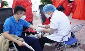 Điện Biên: Ngày hội Xuân hồng thu hút trên 300 người tham gia hiến máu