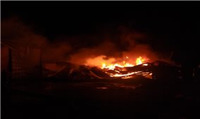 Lâm Đồng: Cháy lớn thiêu rụi nhà xưởng và hàng chục tấn cà phê