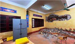 Sạt lở đất làm hư hỏng 1 trường học ở Sa Pa