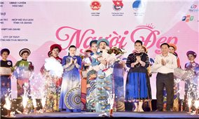 Tạ Thùy Trang đăng quang Hoa khôi “Người đẹp miền Cao nguyên đá” năm 2022