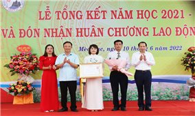 Ngôi trường vùng biên Mèo Vạc đón nhận Huân chương Lao động hạng Nhì