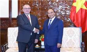 Chủ tịch nước Nguyễn Xuân Phúc tiếp các Đại sứ chào từ biệt
